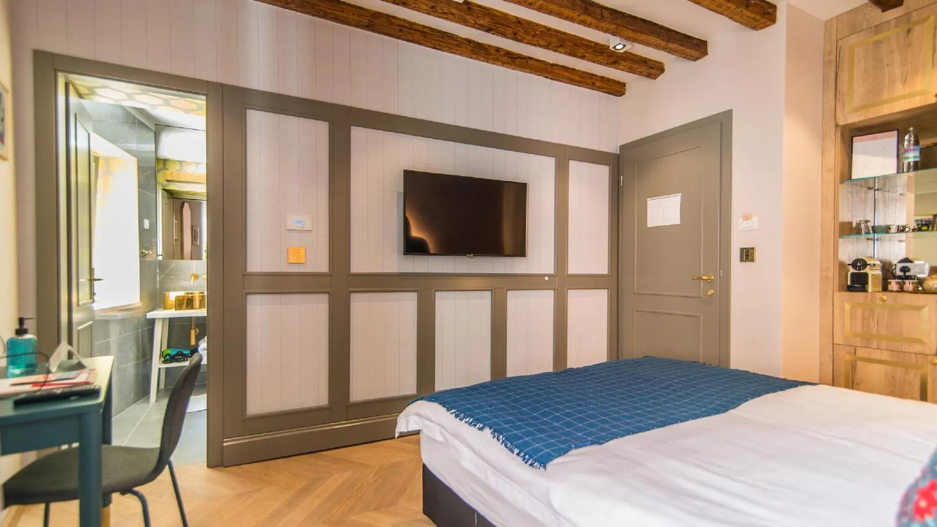 The Melegran Hotel Rovinj 4*,